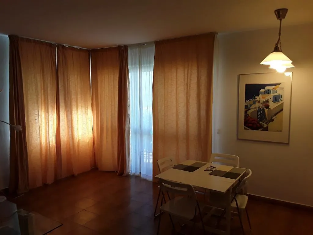 Playa De Las Cucharas Apartments 코스타 테기세